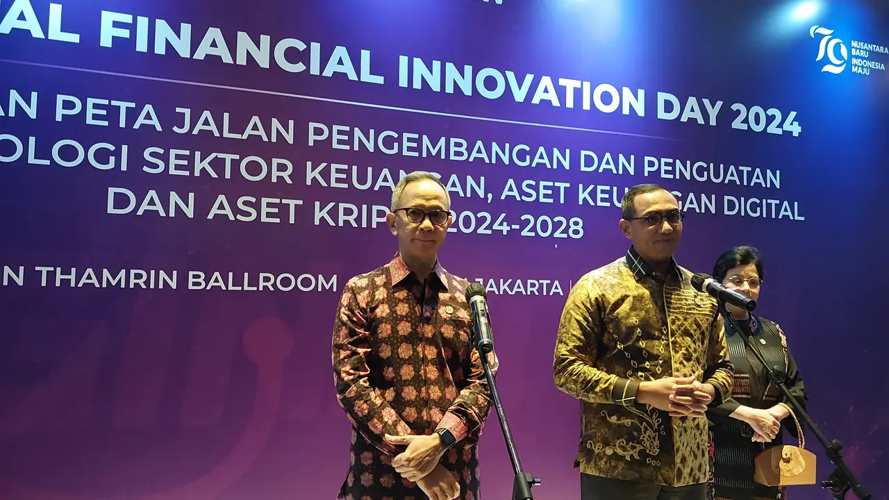 Ketua Dewan Komisioner OJK, Mahendra Siregar