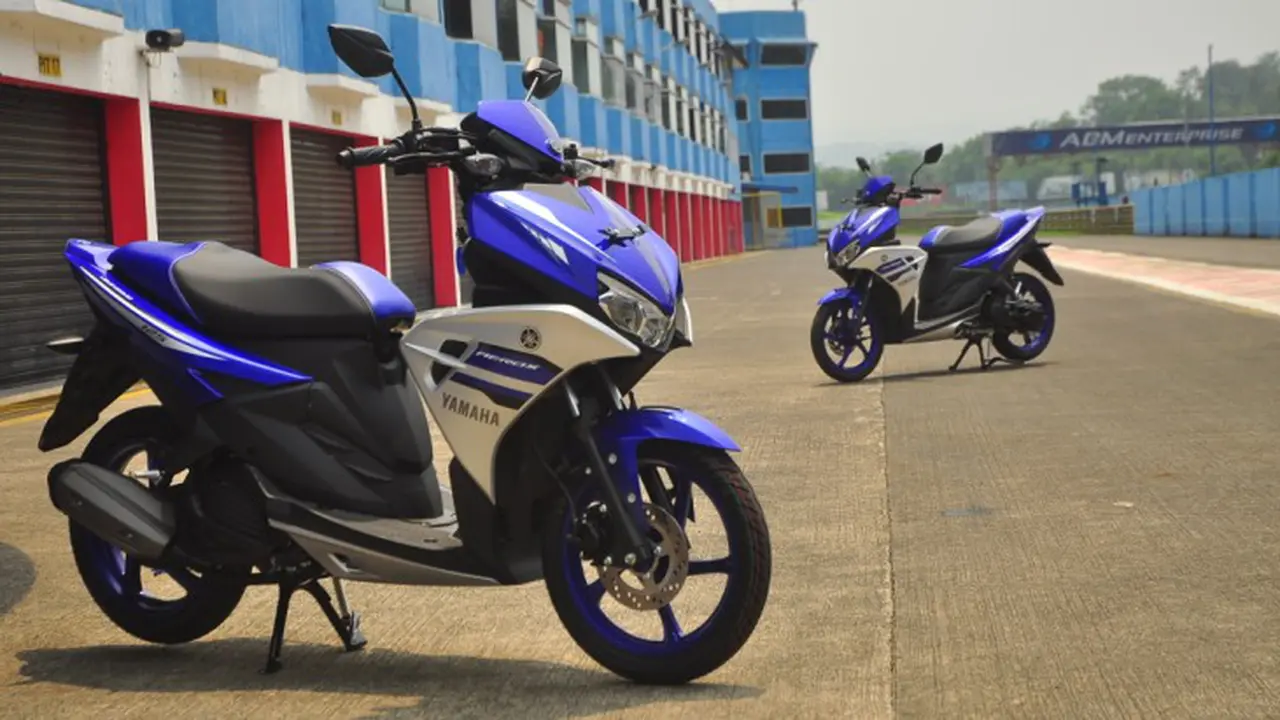 Menguji Kelincahan Yamaha Aerox 125 LC