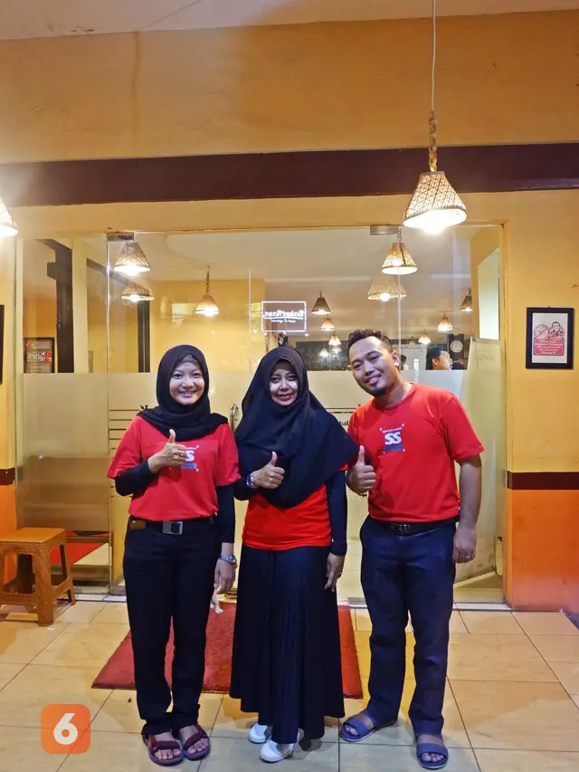 Waroeng Spesial Sambal (SS)
