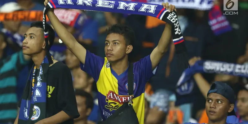 Suporter Arema FC Terdiam Saksikan Kekalahan Tim Singo Edan