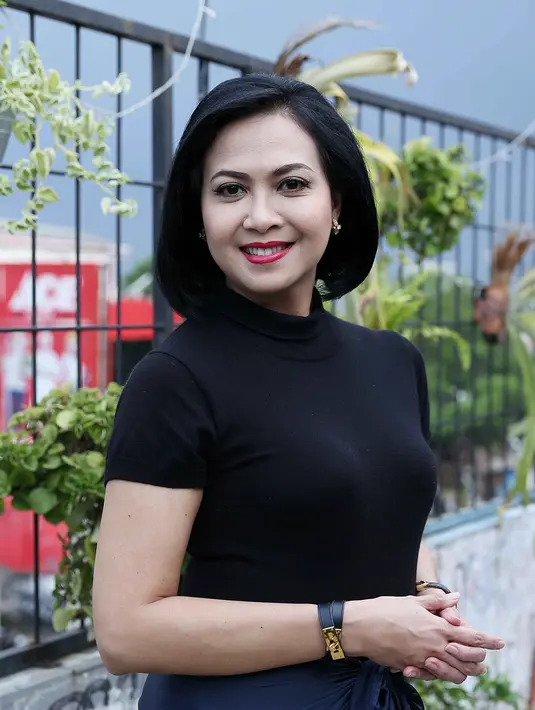 Konser yang dikemas berbeda ini juga menampilkan banyak penyanyi diantaranya, Rossa, Winky Wiryawan, Kunto Aji, Ikke Nurjanah, Didi Kempot, Dian Mita, Topan Tofano, dan lain sebagainya. (Nurwahyunan/Bintang.com)