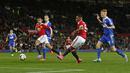 Pemain Manchester United, Anthony Martial, mencetak gol ketiga ke gawang Ipswich Town dalam laga putaran ketiga Piala Liga Inggris di Stadion Old Trafford, Manchester, Inggris, Kamis (24/9/2015) dini hari WIB. (Reuters/Andrew Yates)