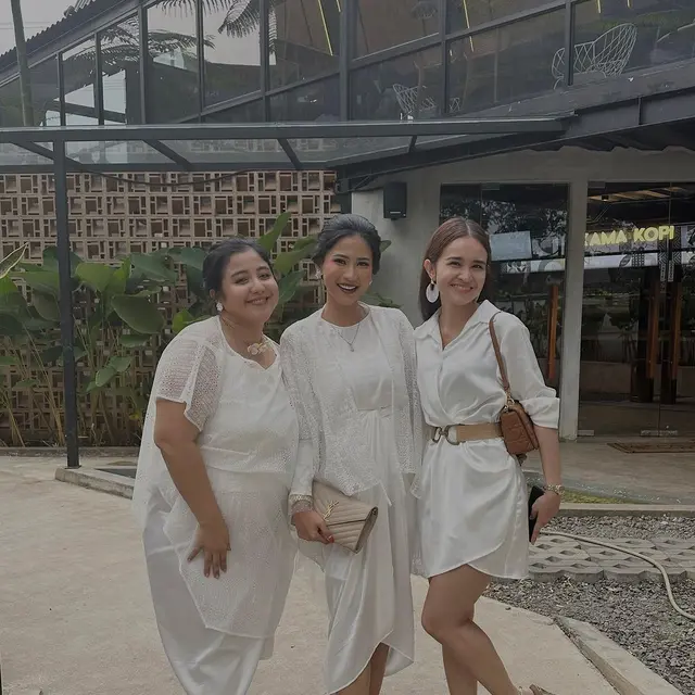 6 Potret Michelle Ziudith di Lamaran Artis FTV Jovanna Jova, Didoakan Menyusul