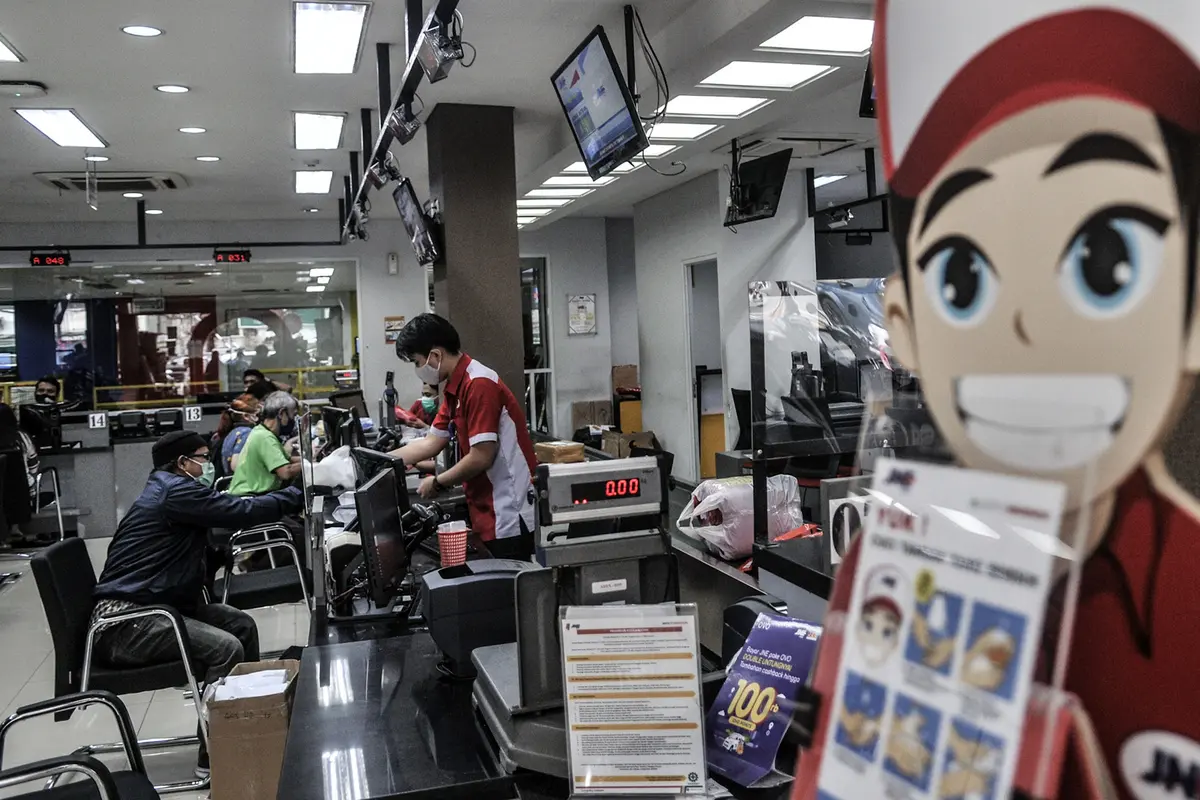 FOTO: Layanan Ekspedisi di Tengah Pandemi COVID-19
