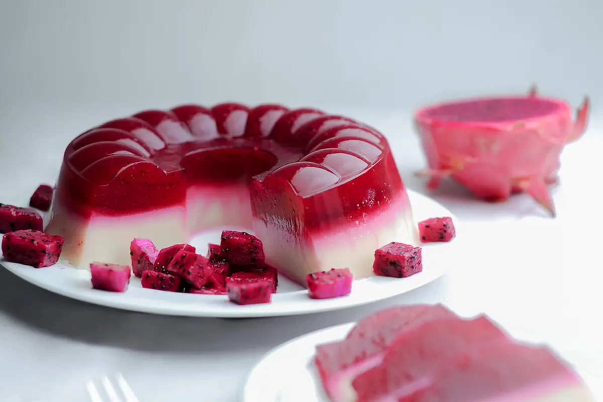 puding agar-agar merah putih buah naga