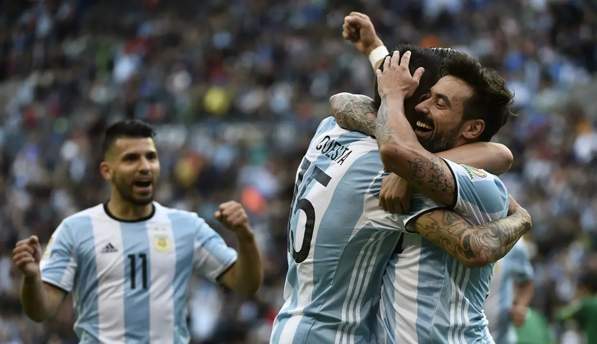Argentina meraih kemenangan telak 3-0 melawan Bolivia pada pertandingan terakhir Grup D yang berlangsung di CenturyLink Field, Seattle, Rabu (15/6/2016). (AFP/Omar Torres)