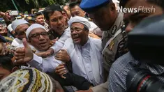 Polisi mengatakan pemeriksaan Rizieq cs sebagai saksi karena ketiganya dianggap pernah mengikuti pertemuan dengan sejumlah tersangka makar.