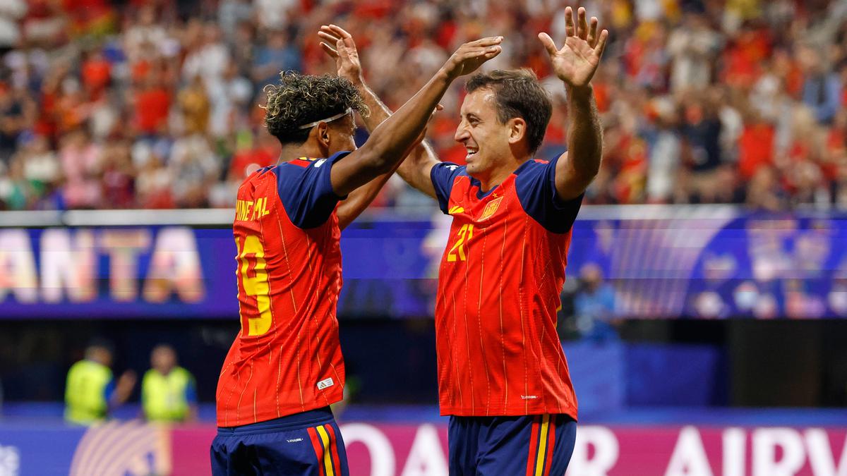 Prediksi Uruguay vs Spanyol: Mantan Juara Piala Dunia Terancam Tersingkir