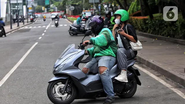 Dibayangi Aksi Unjuk Rasa, Sebagian Pengemudi Ojol Tetap Memilih Beroperasi