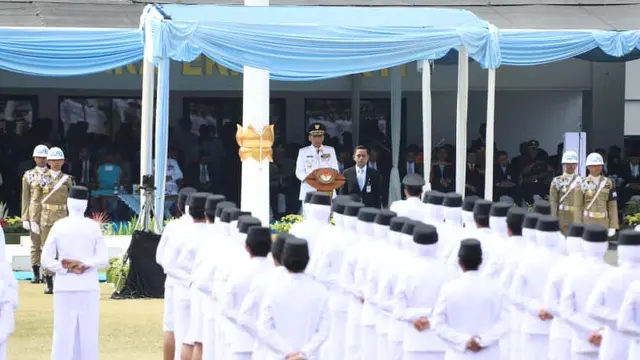 Wamendagri Akhmad Wiyagus Kukuhkan 1.058 Praja Pratama IPDN Angkatan XXXVI di Jatinangor