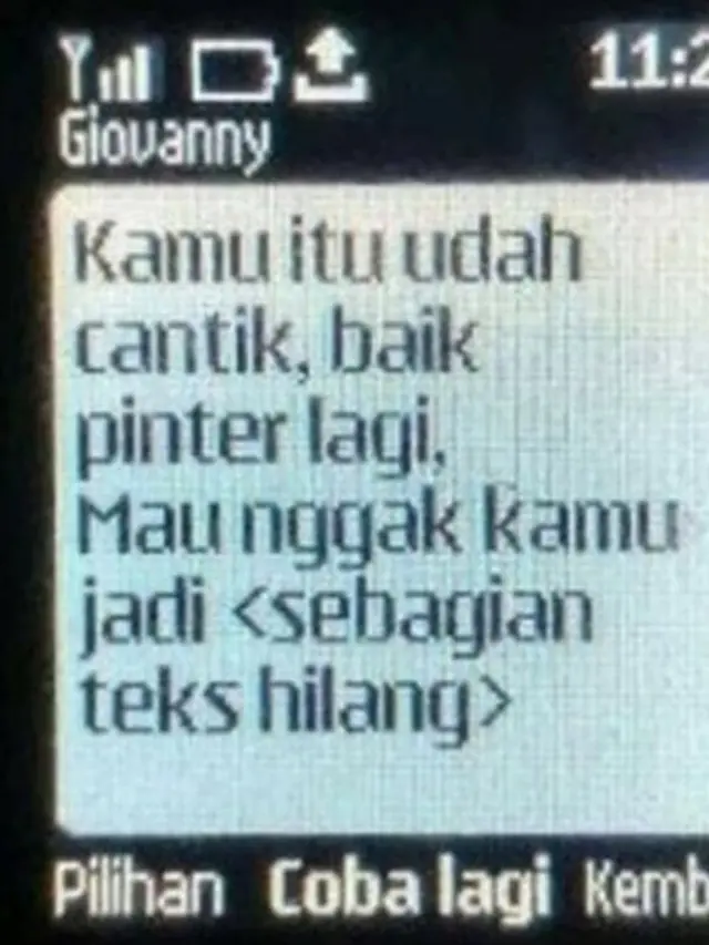 9 SMS Alay Nyatakan Cinta Ini Bikin Nostalgia, Bikin Senyum