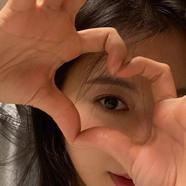 Kim Ji Won [Foto: Instagram/geewonii]