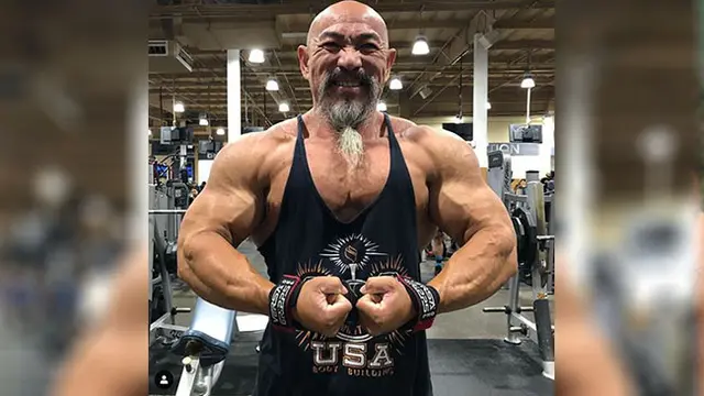 Mater Roshi Dunia Nyata