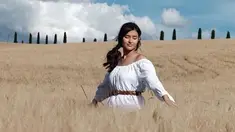 Aktris Filipina, Liza Soberano berada di posisi puncak daftar 100 wanita tercantik di dunia 2017 versi. Penobatan Liza Soberano diumumkan pada Rabu, 27 Desember 2017. (instagram.com/lizasoberano)