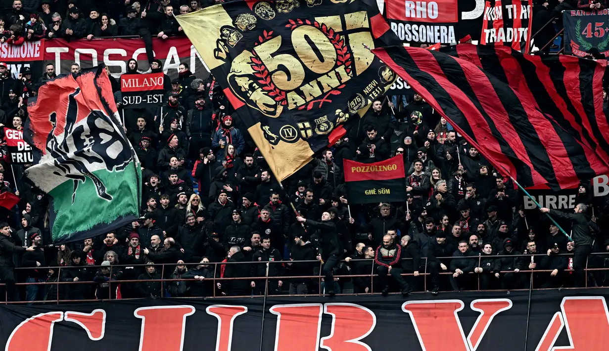 Saat ini, I Rossoneri mengoleksi 59 angka dari 28 pertandingan. (GABRIEL BOUYS/AFP)