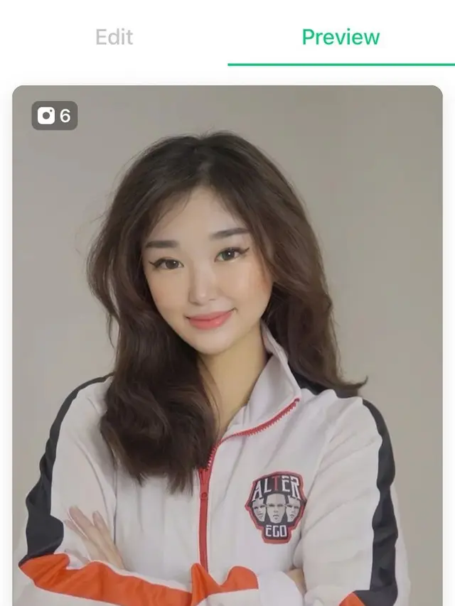 Potret Memikat Livy Renata