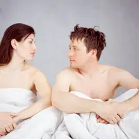 Jika banyak orang penasaran dengan bermacam gaya seks, beberapa zodiak ini malah nggak suka. (Sumber foto: lisaliving.com)