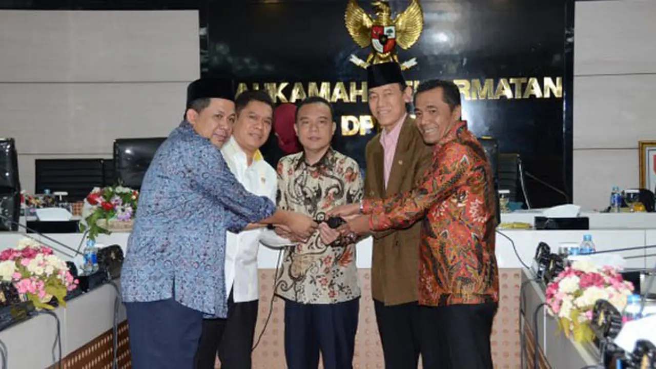 Fahri Hamzah Tetapkan Pergantian Anggota MKD