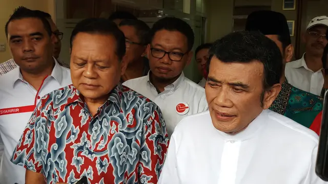 Calon Gubernur Jawa Barat Sudrajat menyambangi Rhoma Irama