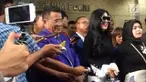 Dalam pemeriksaannya di Bareskrim Polri, Syahrini mengatakan bahwa Ia membayar uang sejumlah Rp 200 juta kepada First Travel.