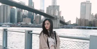 OOTD Rachel Vennya tentu menarik perhatian. Ia memadukan ragam fashion item dan ciptakan variasi look yang inspiratif.