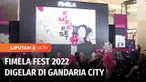 Belajar berkarya sembari menyelami dunia kaum hawa, sejumlah wanita hadir dalam Fimela Fest 2022. Dalam acara ini, pembaca setia Fimela Dot Com diajari menyulam hingga menggali tips berumah tangga agar bahagia, dari sejumlah narasumber wanita inspira...