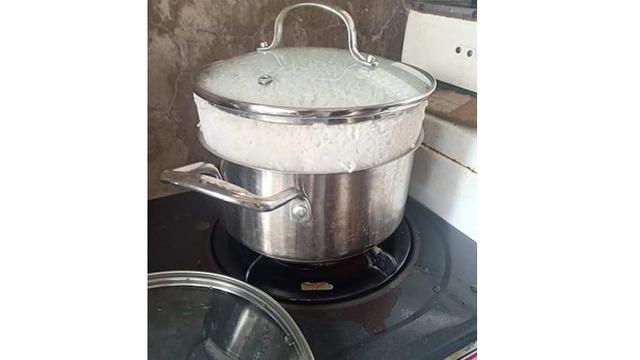 6 Momen Apes saat Kerjakan Kegiatan Rumah Tangga Ini Bikin Geregetan