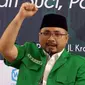 Ketua Umum GP Ansor, Yaqut Cholil Qousam berpidato dalam acara Peringatan Nuzulul Quran dan Hari Lahir Pancasila di kantor PP GP Ansor, Jakarta, Sabtu (02/6). Peringatan ini mengusung tema Alquran Suci, Pancasila Sakti. (Liputan6.com/Pool/Sandoval)