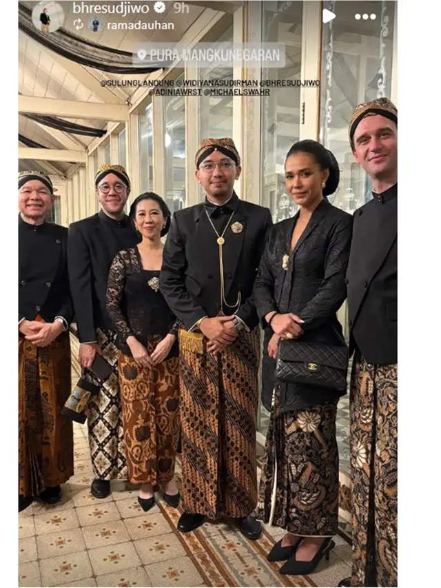 7 Potret Artis Ikut Kirab Malam Satu Suro di Mangkunegaran Solo, Tampil Stunning