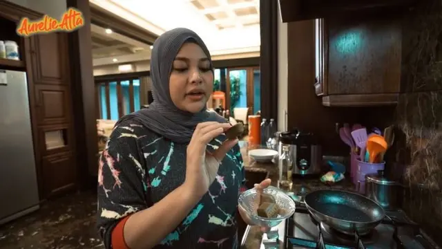 Resep Chicken Katsu Curry, Menu Sahur Favorit Kreasi Aurel Hermansyah