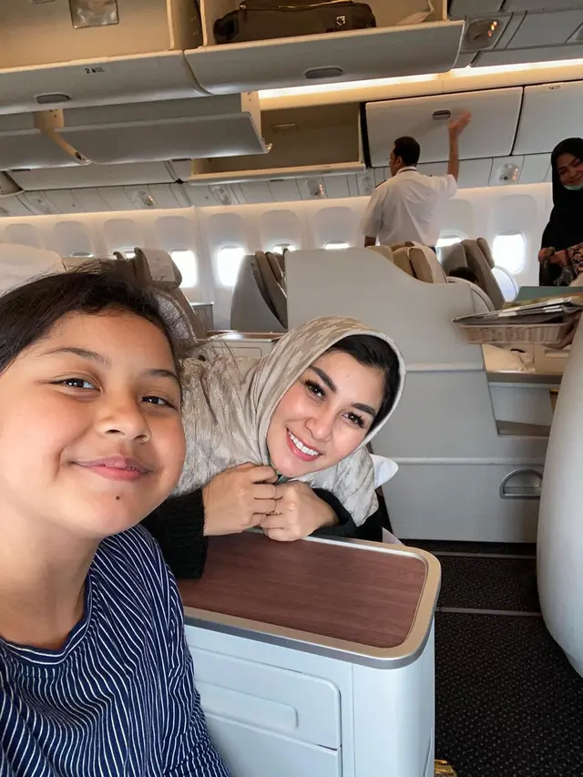 7 Potret Kebersamaan Nisya Ahmad Bersama Sang Buah Hati, Selalu Kompak