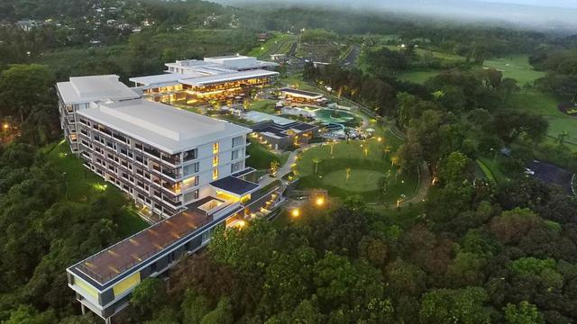 Royal Tulip Gunung Geulis Resort and Golf.