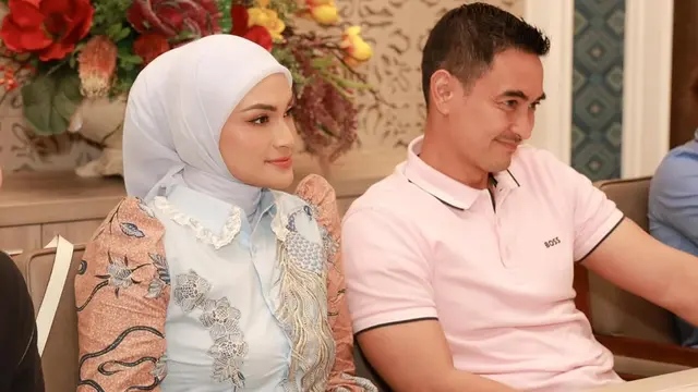 6 Potret Kedekatan Putri Zulhas dan Zumi Zola, Kencang Kabar Rencana Pernikahan