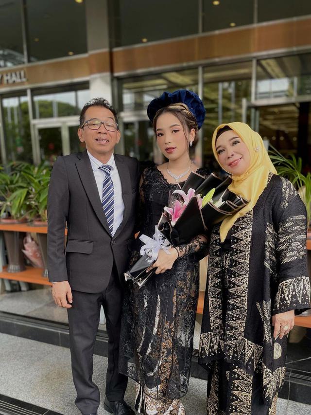 7 Pesona Putri Anjani, Anak Jarwo Kwat yang Jarang Tersorot