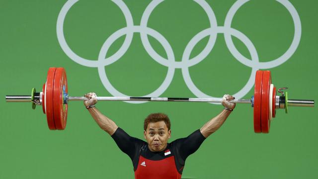 Perak Olimpiade 2016 Pembuktian Kehebatan Eko Yuli Irawan Olimpiade Rio Bola Com