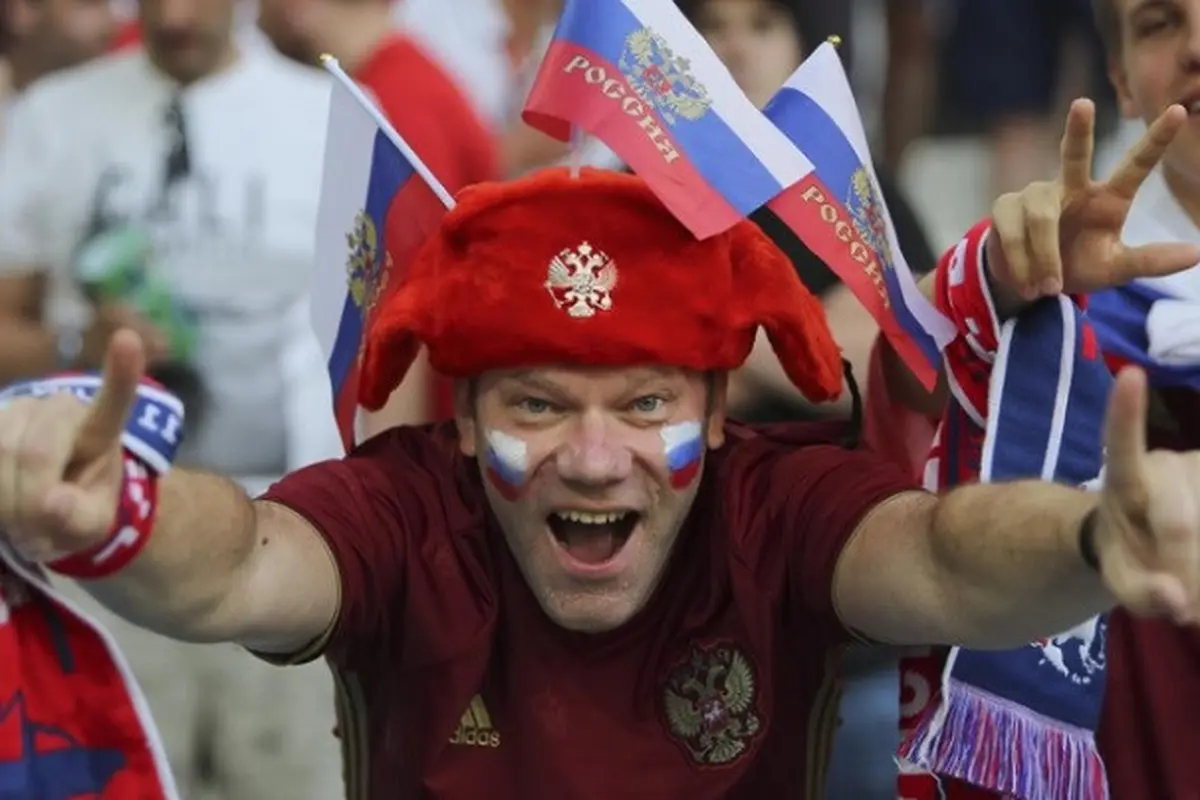 Penggemar sepak bola Rusia (AP)