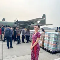 Syifa Hadju, Rizky Nazar bersama sejumlah influencer lainnya berkesempatan menghadiri pelepasan bantuan kemanusiaan, oleh Kementerian Luar Negeri untuk warga di Gaza. Sumber: IG @syifahadju