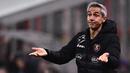 Paulo Sousa mulai menukangi Salernitana sejak tengah musim 2022/2023 setelah sempat berstatus tanpa klub usai meninggalkan Flamengo pada akhir musim 2021/2022. Mengawali musim 2023/2024, Salernitana berada di posisi ke-19 klasemen Serie A pada awal Oktober 2023. Paulo Sousa akhirnya dipecat pada 10 Oktober 2023 dan menjadi pelatih pertama Serie A yang dipecat pada musim 2023/2024. (AFP/Marco Bertorello)