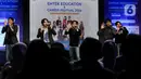 Penampilan boyband UN1TY pada acara Emtek Education & Career Festival 2024 di Studio 6 Emtek City, Studio Indosiar, Daan Mogot, Jakarta, Selasa (30/7/2024). (Liputan6.com/Herman Zakharia)