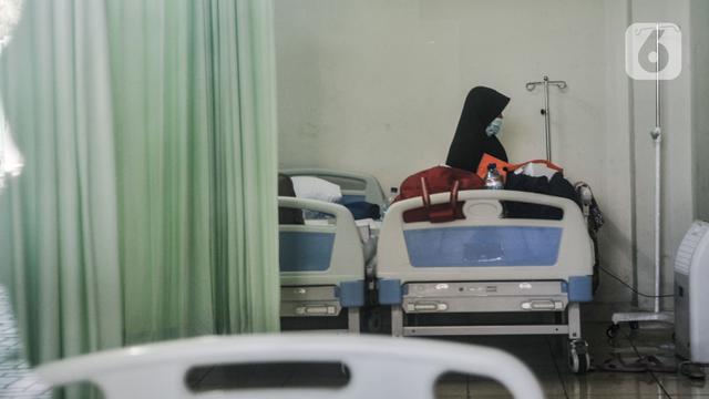 Isolasi Mandiri Pasien Covid-19 di Stadion Patriot Candrabhaga