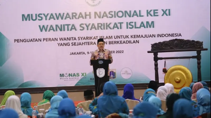 Wamenag Zainut Tauhid Sa'adi dalam Munas Wanita Syarikat Islam. (Foto: Kemenag/Liputan6.com)