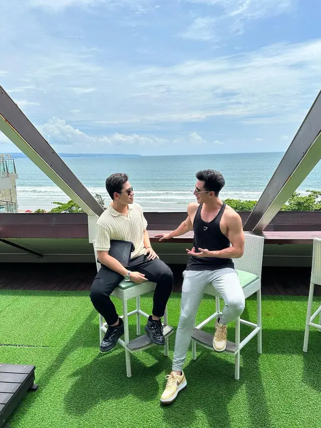 Verrel Bramasta bersama Athalla Naufal (Instagram/bramastavrl)