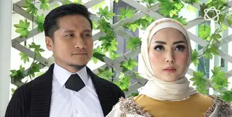 Ini kisah keluarga berhijrah Arie Untung dan Fenita Arie.