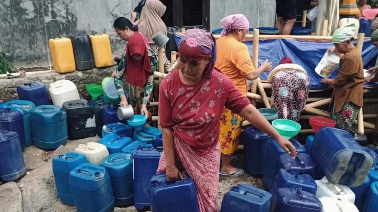 ​ Krisis Air Bersih di Pasuruan Meluas ke 4 Kecamatan.