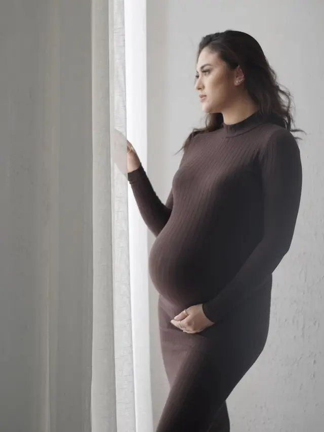 Hamil Anak Pertama, Ini 5 Potret Maternity Marcella Daryanani