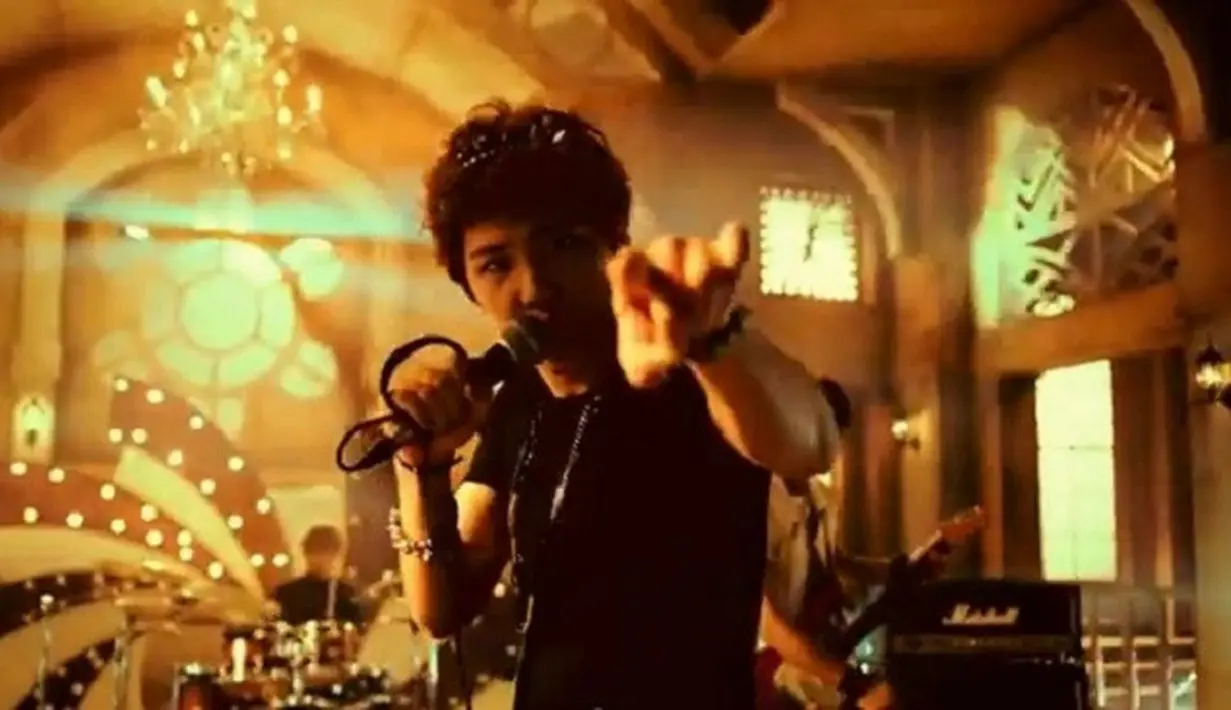 Lagu I Wish karya FTISLAND mempunyai alunan gitar Spanyol yang khas. Perpaduan irama latin dan rock membuat lagu ini sangat unik. (Foto: soompi.com)