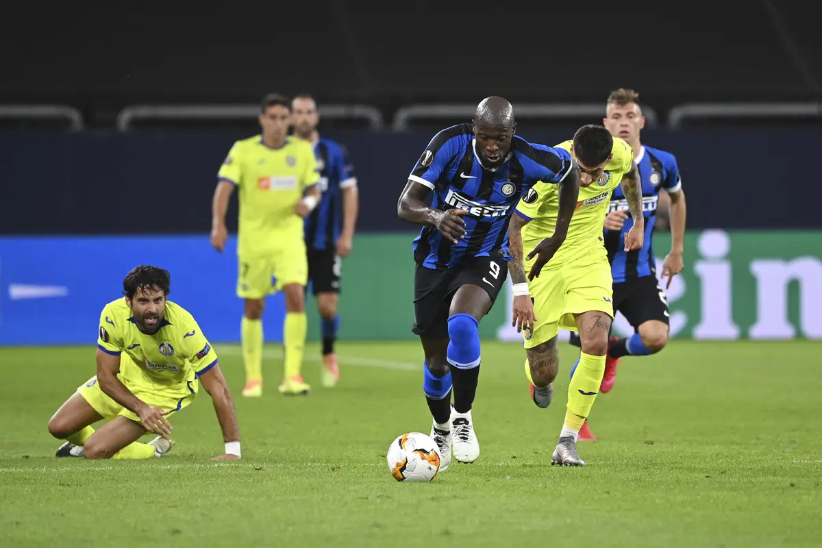 Taklukkan Getafe 2-0, Inter Milan Melaju ke Perempat Final