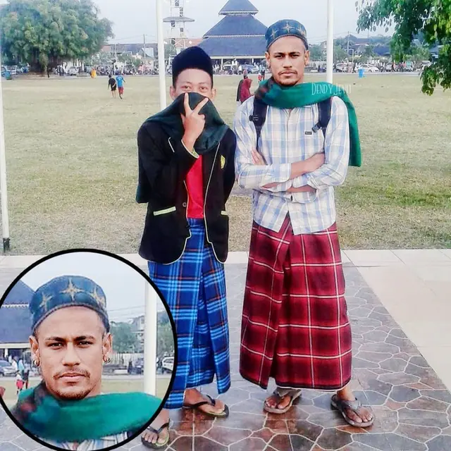 7 Foto Editan Atlet Dunia Pakai Sarung dan Peci ala Santri