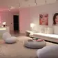 Bagian lobby kantor Kylie Jenner. (dok. screenshot YouTube Kylie Jenner/https://www.youtube.com/watch?v=VayyLoioSAk/Novi Thedora)