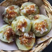 ilustrasi jajanan Bali jaje/Bali nature/Shutterstock